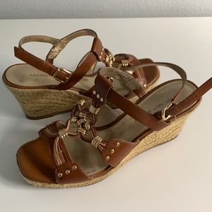 Antonio Melani Wedges